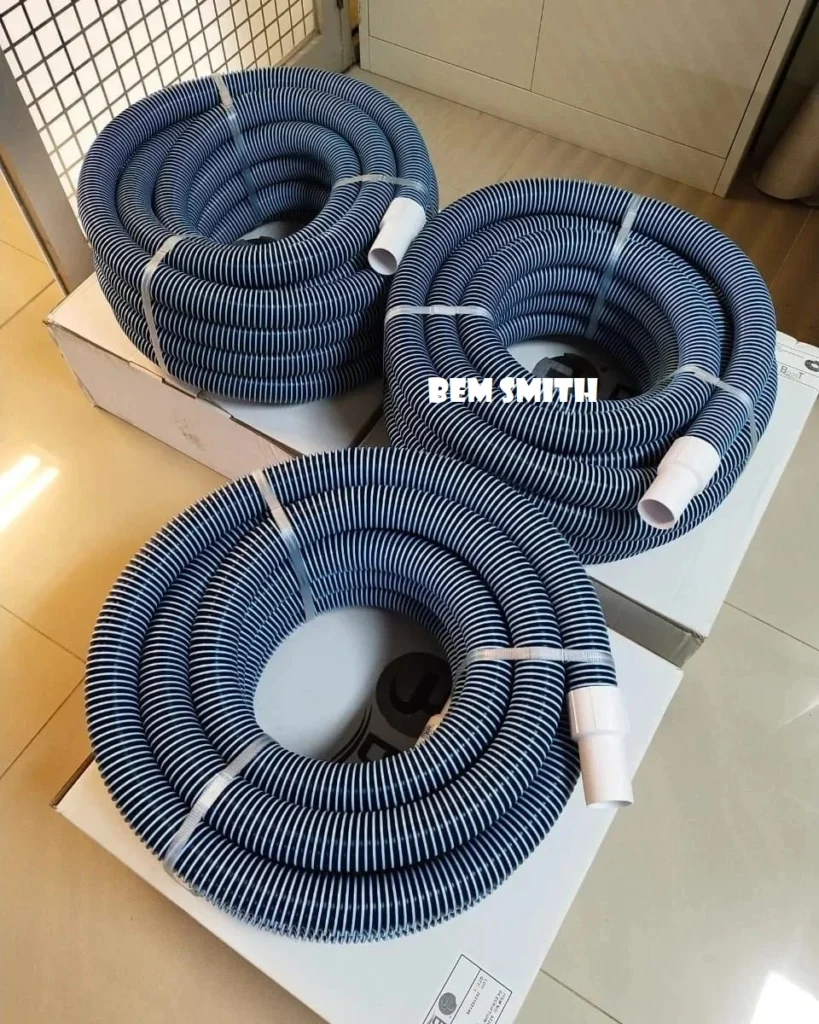 Fungsi-Vacuum-Hose-Kolam-Renang